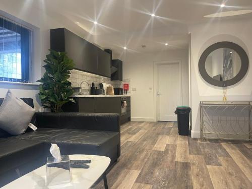 Sapphire Premier Apartments w/Secure Parking photo 23