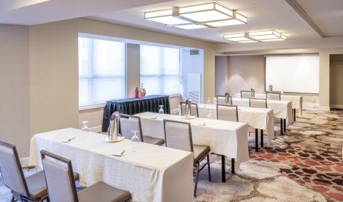 Posezení v ubytování Chicago Marriott Suites Deerfield