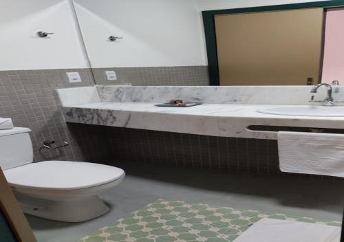 Bilik mandi di Ville Real Hotel