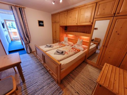 Postel nebo postele na pokoji v ubytování Appartement Inge