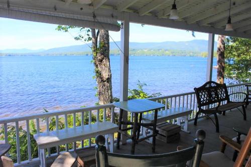 Cottage on Geneva Point – Photos 3