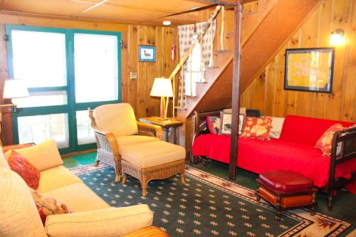 Cottage on Geneva Point – Photos 5