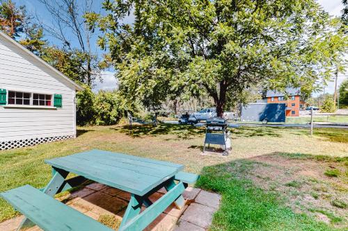 Clark's Landing Cottages 8 – Photos 2