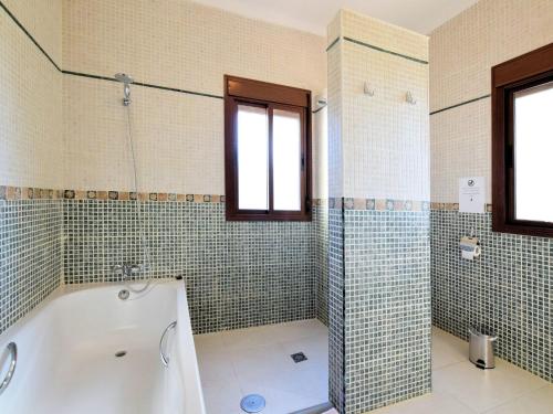 Koupelna v ubytování Villa in Andalusia with Private Pool & Sea Views