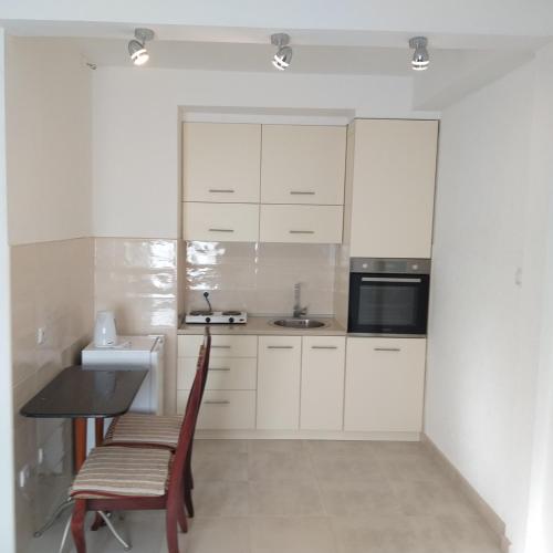 Køkken eller tekøkken på M&A