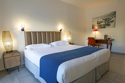 Ένα ή περισσότερα κρεβάτια σε δωμάτιο στο Best Western Hotel Casa Bianca, Piscine Intérieure et Extérieure