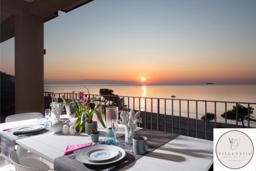 Restaurace v ubytování Taormina Waterfront Penthouse - PRESIDENTIAL