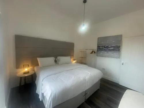 Sapphire Premier Apartments w/Secure Parking photo 9