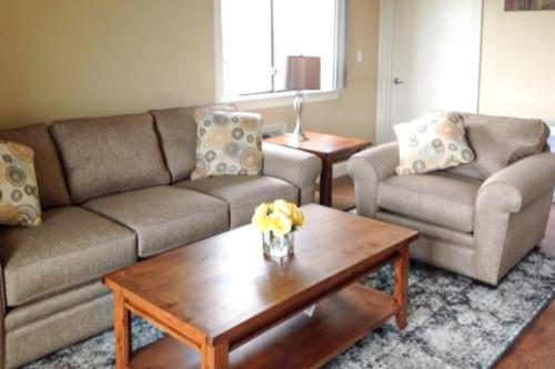 Unwind at The Village – Photos 2