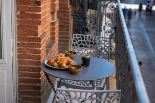 Afbeelding uit fotogalerij van Magnolia magnifique T2 entièrement rénové. in Montauban