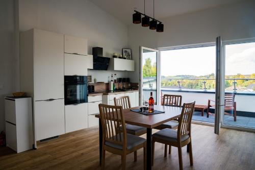Kuchyň nebo kuchyňský kout v ubytování Panorama Suite 20