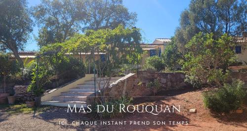 a set of stairs in front of a house at Le Mas du Rouquan in Vidauban