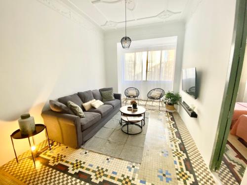 Victoria Site-Luxury Center