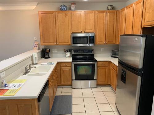 1115 Crow Creek Drive – Photos 3