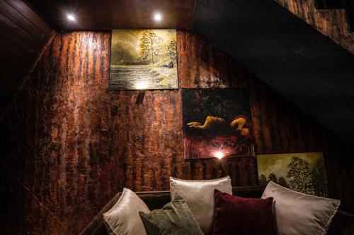 Ein Bett oder Betten in einem Zimmer der Unterkunft The Edgware Cabana