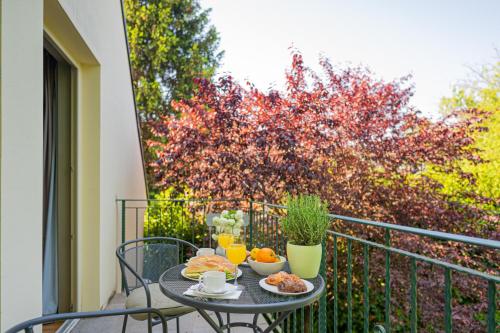 Paon Boutique Apartments
