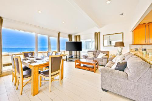 Newport Beach Front View II