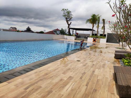 Πισίνα στο ή κοντά στο Apartemen Strategis Yogyakarta