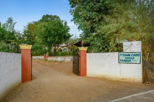 Gambar di galeri bagi Aryan Camp - RiverView Farmstay, Panna Tiger Reserve, Madla di Panna