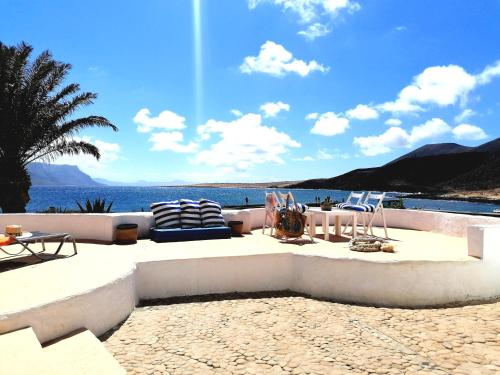 Beachfront La Graciosa Pedro Barba