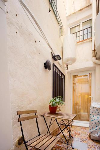 Lovely Coquette loft, heart of cuitat vella El Carmen Valencia