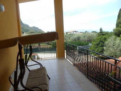 a balcony with a view of a mountain at Villa Giù, indipendent villa near airport and sea in Cinisi