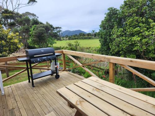 Gallery image of Whalers retreat in Pukenui