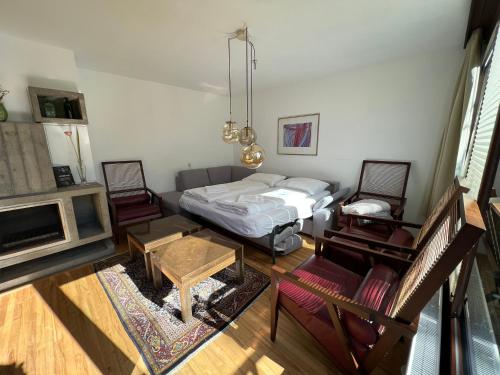 Postel nebo postele na pokoji v ubytování Haus im Grünen