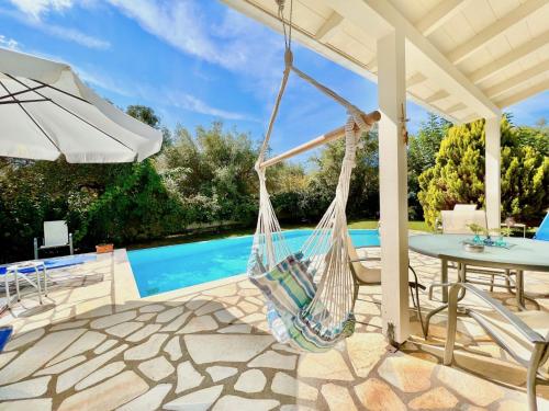 Beach Villa Iolis with private pool by DadoVillas
