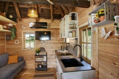 Kuchyň nebo kuchyňský kout v ubytování Tiny house AMBAR