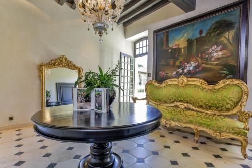 صورة لـ CHATEAU DE LASCOUPS في Saint-Martin-des-Combes