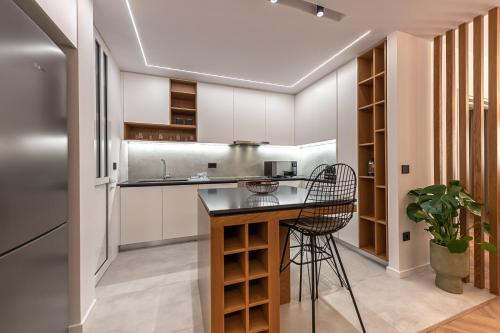 Phaedrus Living Luxury Penthouse Ploutarchou