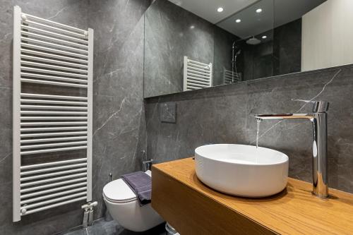 Phaedrus Living Luxury Penthouse Ploutarchou