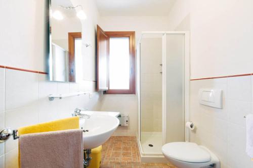 Ett badrum på Appartamento 2 - La Poiana