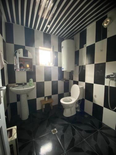 Koupelna v ubytování Guesthouse Ailama