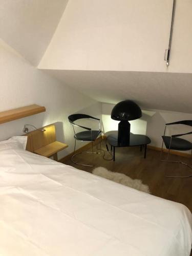 Central 3 bedroom chalet with balcony