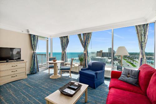 Coastal Views Spacious Beachfront Condo