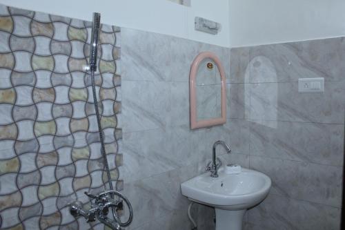 Ванна кімната в The Shire Kalimpong