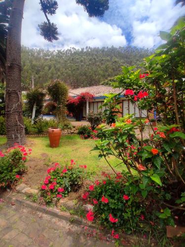 Taman di luar Finca San Pedro -Alojamiento Campestre y Reserva Natural-