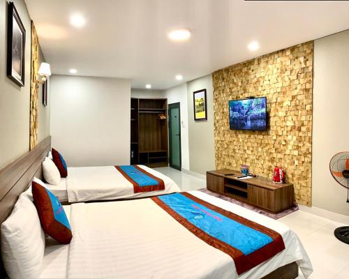 TV a/nebo společenská místnost v ubytování DALAT STREAM HOTEL-Khách sạn đẹp Đà Lạt