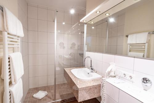 Un baño de Das Wiesgauer - Alpenhotel Inzell