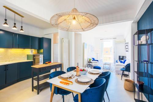 COSY GARNIER AP4281 by Riviera Holiday Homes