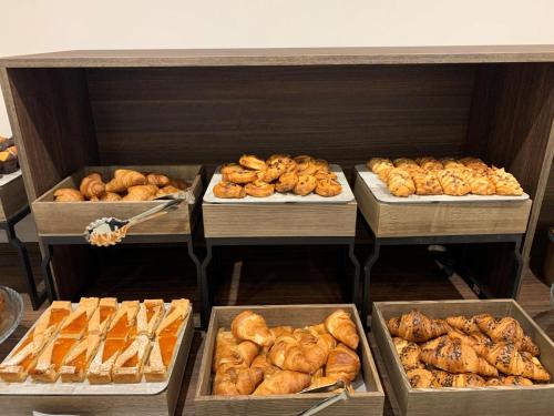 Jídlo v hotelu nebo okolí