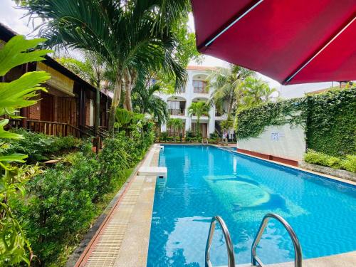 Dong Xuan Hong Hotelの敷地内または近くにあるプール