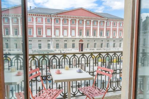 Standing et confort, emplacement idéal centre ville, vue magnifique -Clim mobile