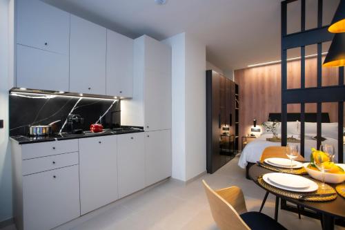 Neobeds - Stylish modern 1BR Apt Near Old Town & Steps from Turia Park photo 44