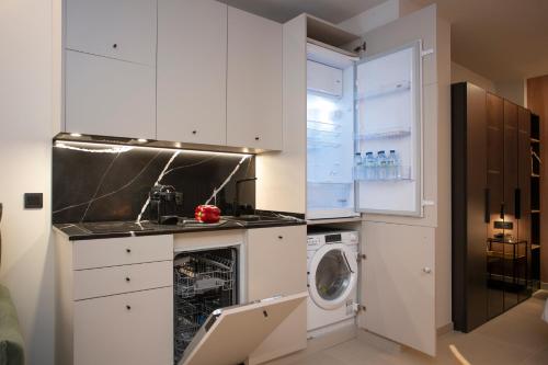 Neobeds - Stylish modern 1BR Apt Near Old Town & Steps from Turia Park photo 50