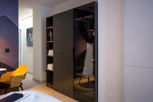 Neobeds - Stylish modern 1BR Apt Near Old Town & Steps from Turia Park photo 68