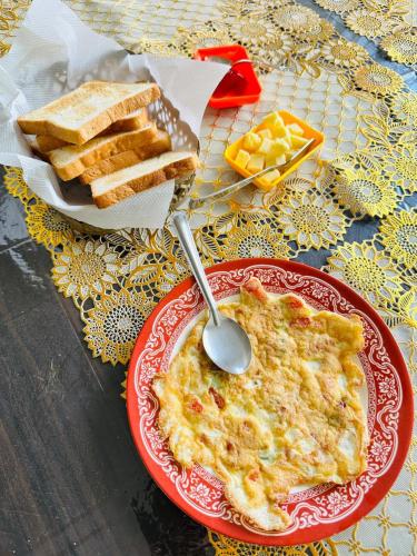 Mad i den private indkvartering eller i nærheden