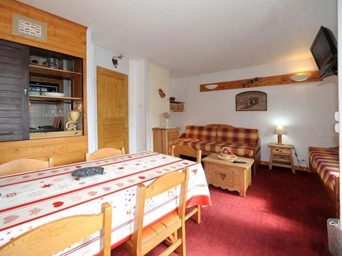 Appartement spacieux avec balcon, proche des pistes, WIFI inclus - FR-1-344-811